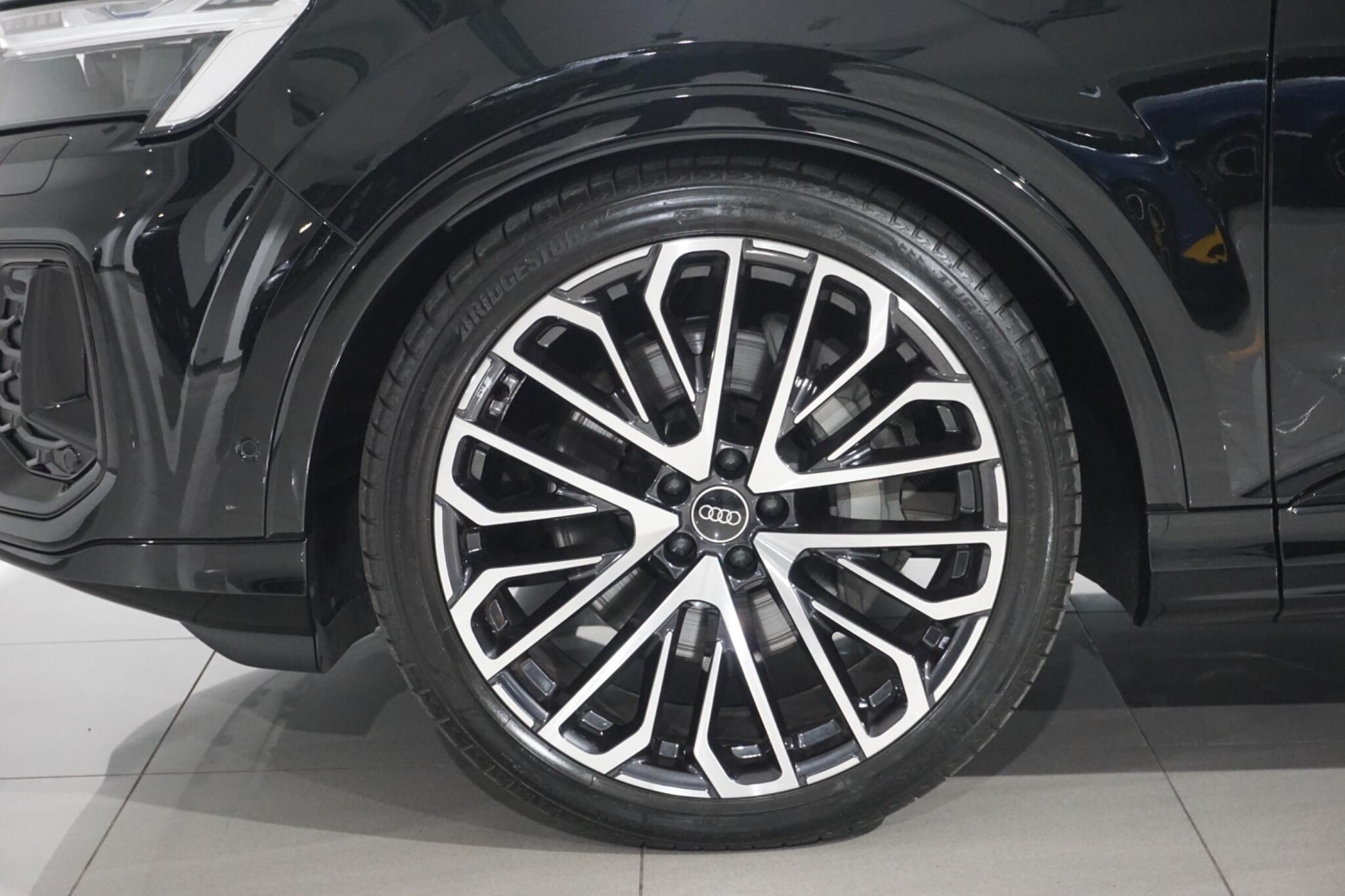 Audi Q7 3.0 TDI V6 50 Vorsprung SUV 5dr Diesel Tiptronic quattro Euro 6 (s/s) (286 ps)